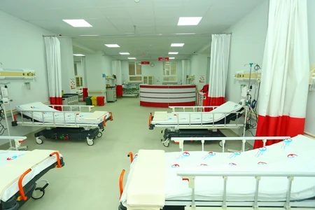Kliniki Tibbi Mərkəzdə təcili tibbi yardım şöbəsinin açılışı olub