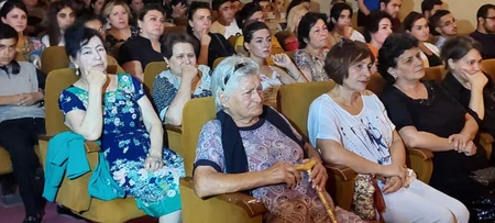 Gəncədə “Dəmir yumruq” tamaşası nümayiş olunub