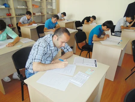 ​Sumqayıt Təlim, Tədris Mərkəzinə şagird qəbulu üçün test imtahanı keçirilib