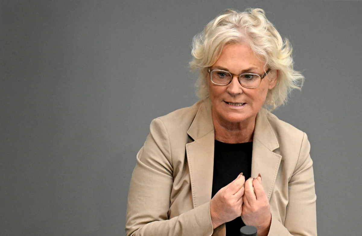 Almaniya Müdafiə Nazirliyi Ukraynanın tələbini yerinə yetirməkdən imtina edib