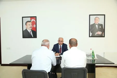 ​İqtisadiyyat və sənaye naziri Qubada vətəndaşlarla görüşüb