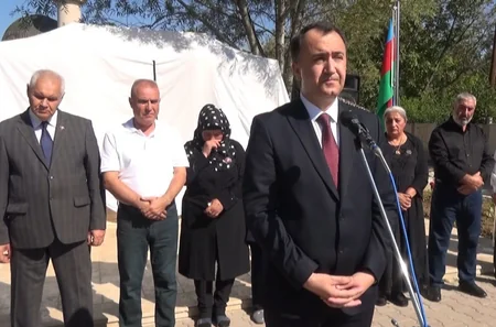 Şərurda şəhidlərin xatirəsinə bulaq-abidə ucaldılıb