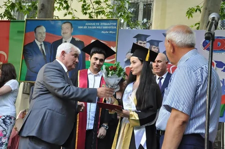 В АУЯ прошел День выпускников