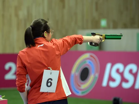 Bakıdakı dünya çempionatında medal və lisenziya əldə edən ilk qadın atıcılar bəlli olub