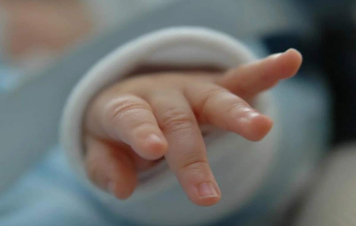 Ağstafada 1 yaşlı körpə yanıq xəsarətləri alıb