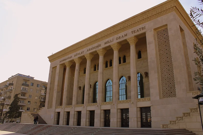 Milli Dram Teatrında Qatarın altına atılan qadın tamaşası nümayiş etdiriləcək