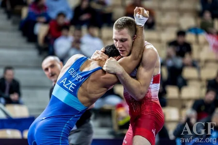 Azərbaycan güləşçiləri dünya çempionatında beş medal qazanıblar - VİDEO