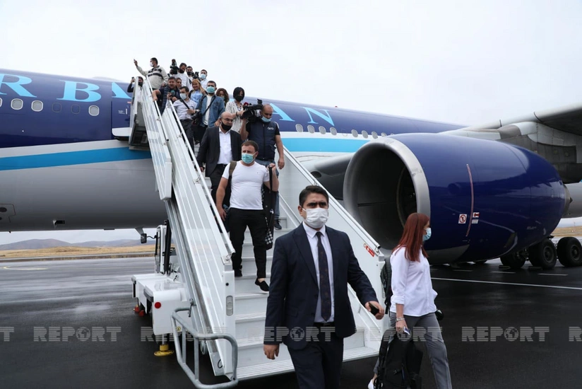 Azerbaijan Airlines lands at first int'l airport in Karabakh