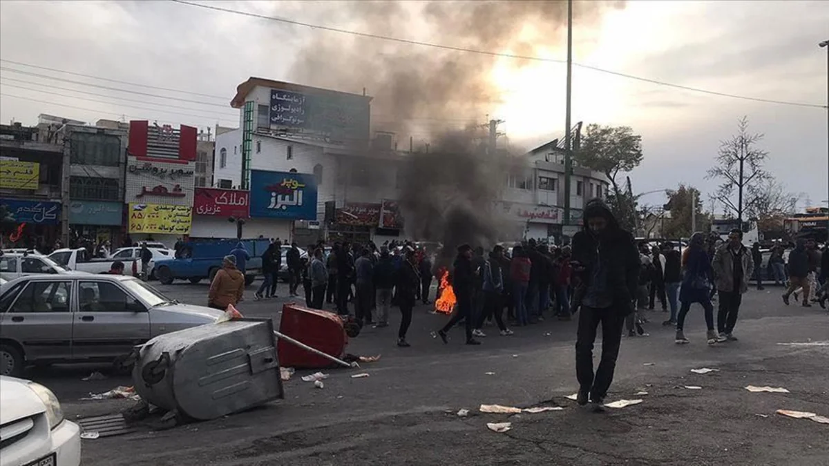 В Иране за участие в протестах задержано 20 человек