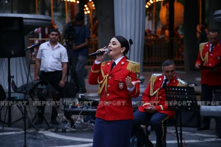 Bakıda hərbi orkestrlərin çıxışları maraqla qarşılanıb