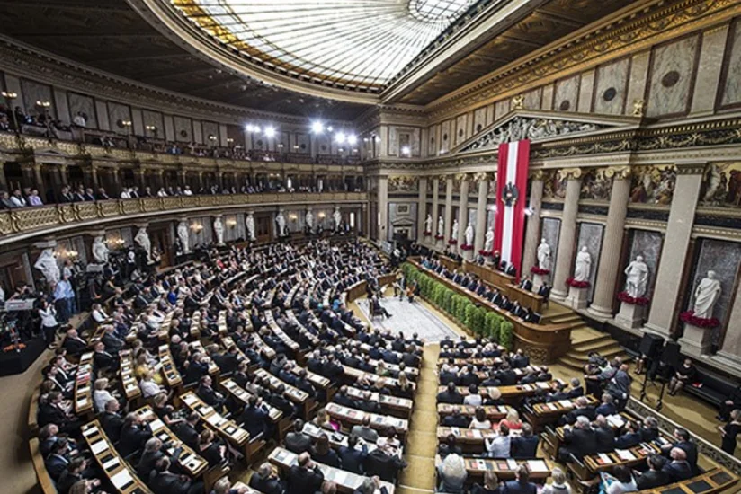 Парламент Австрии впервые собрался в новом составе после выборов