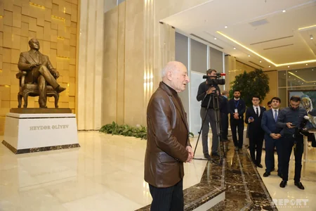 YAP-da İmadəddin Nəsiminin 650 illik yubileyi ilə bağlı sərgi açılıb - FOTO