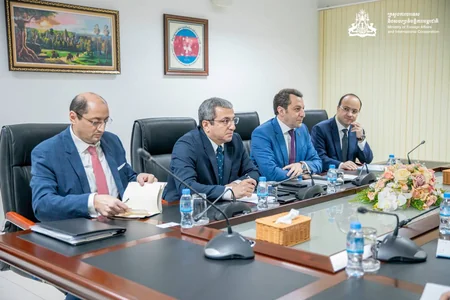 Azerbaijani Deputy FM discus new spheres of co-op with Cambodian officials