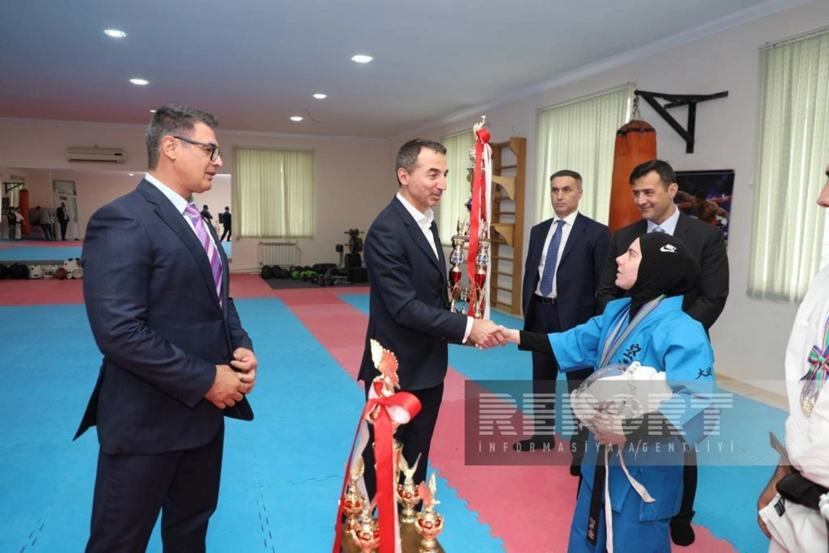 World karate champions from Azerbaijan awarded