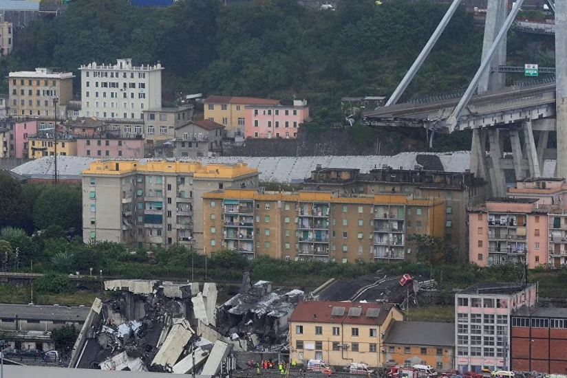 Baş prokuror: Genuyada körpünün çökməsi nəticəsində 20 nəfərin itkin düşdüyü güman olunur