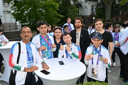 Berlində olimpiya oyunlarında iştirak edən Azərbaycan komandasının şərəfinə ziyafət verilib