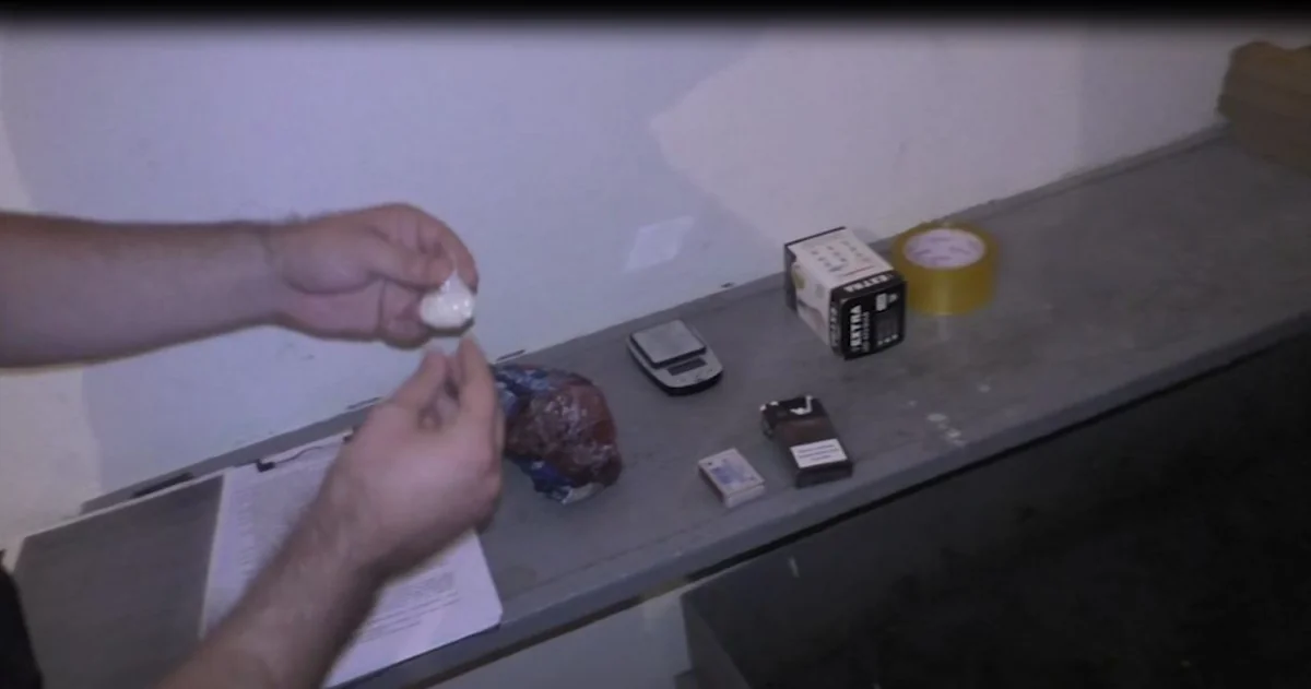 Göyçayda “patı” alverçiləri saxlanılıb, birindən qumbara aşkarlanıb