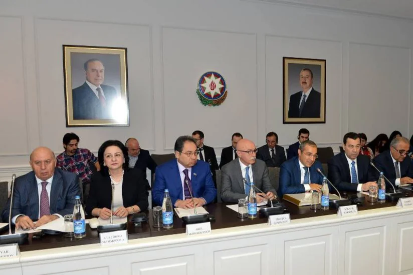 Mikayıl Cabbarov Fransa ali təhsil müəssisələrinin rəhbərləri ilə görüşüb