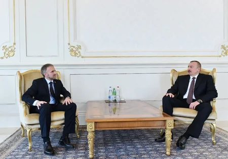 Prezident İlham Əliyev 4 ölkənin yeni səfirinin etimadnaməsini qəbul edib