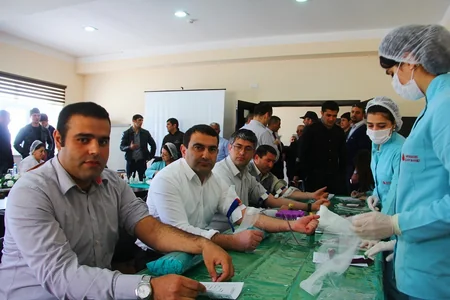 Təmiz Şəhər ASC-nin əməkdaşları talassemiyadan və hemofiliyadan əziyyət çəkənlərə qan veriblər