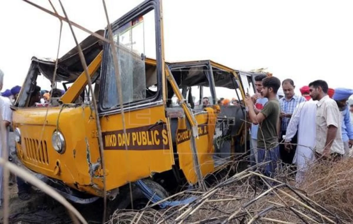 Tanzaniyada ağır yol qəzası olub: 20 ölü, 45 yaralı