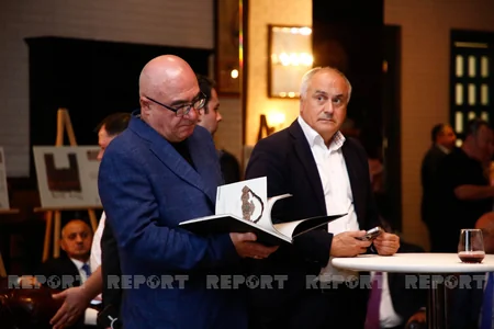 Tbilisidə Qarabağın tarixi irsi haqqında unikal kitabın təqdimatı keçirilib