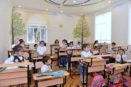 Bakıda 47 saylı orta məktəbdə yaradılmış “Sağlam təhsil” sinfi ilə tanışlıq məqsədilə mediatur keçirilib