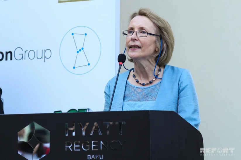 Кэрол Крофтс: Азербайджан является для Британии приоритетной страной