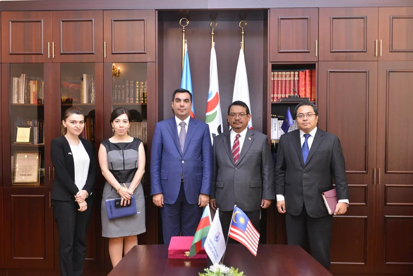 ​Бакинская Высшая Школа Нефти налаживает связи с Малайзией