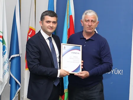 Azərbaycan Premyer Liqasında iştirak edəcək klublara lisenziyalar təqdim olunub