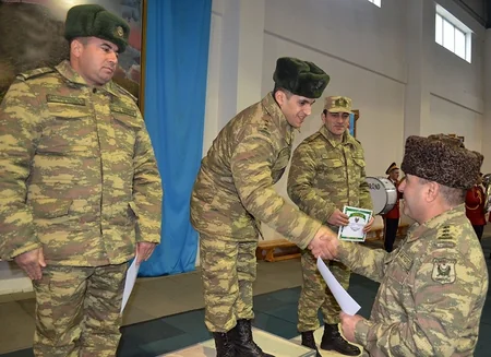 Azərbaycan Ordusunda daşqaldırma birinciliyi keçirilib
