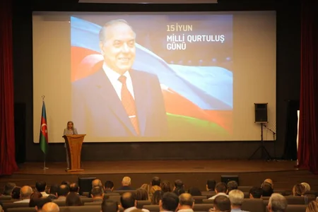 Xəzər rayonunda Milli Qurtuluş Günü münasibəti ilə tədbir keçirilib