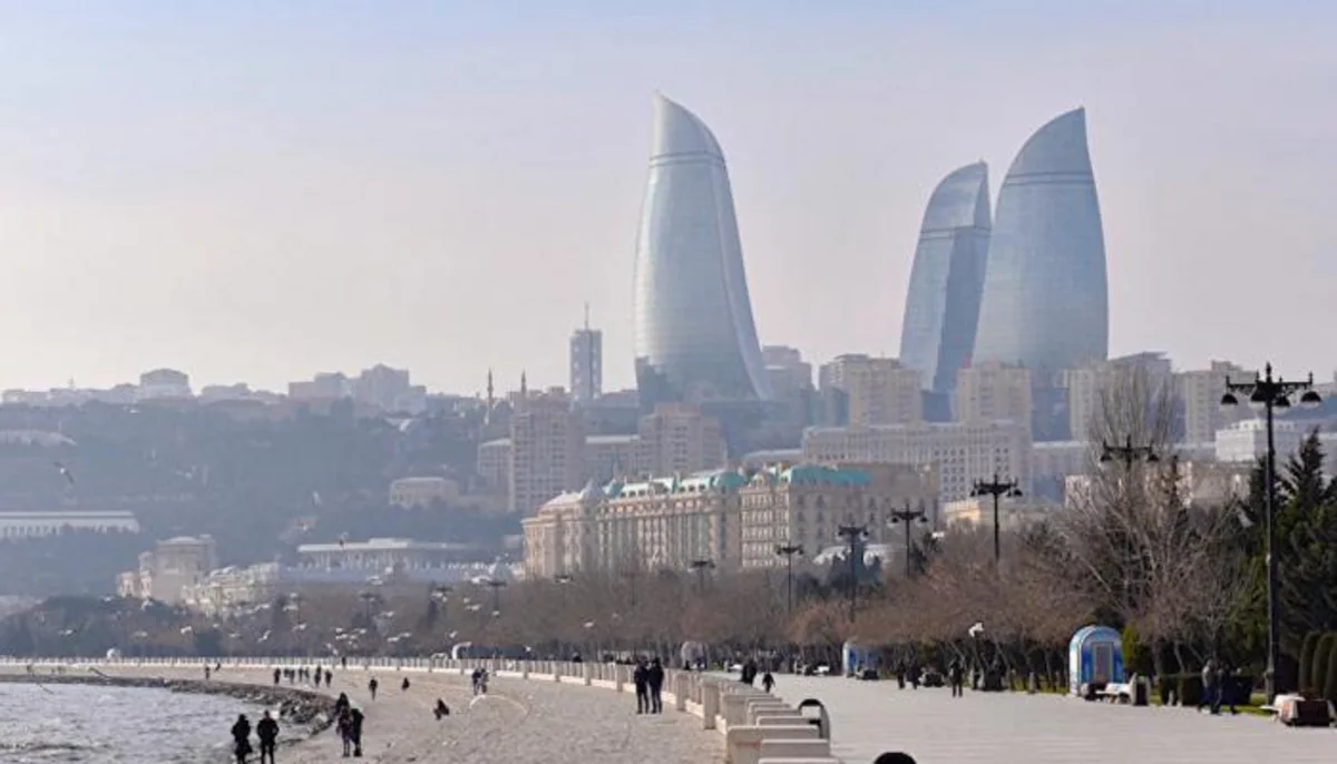 Texnopolis proqramı bulvarda Aya ilk insan enişinin 50 illiyi münasibəti ilə qaçış keçirir