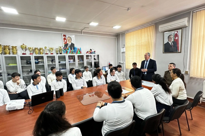 FHN təbii və texnogen xarakterli fövqəladə hadisələrlə bağlı məktəblərdə tədbirlər keçirib