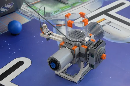 “Formula 1” iştirakçıları üçün Bakı bulvarında dron və robot nümayişi keçirilir