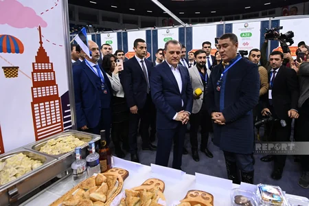 Bakıda Beynəlxalq Xeyriyyə Yarmarkası keçirilib - YENİLƏNİB