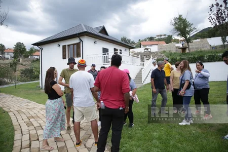 Tanınmış səyyahlar İstisu və Laçında olublar