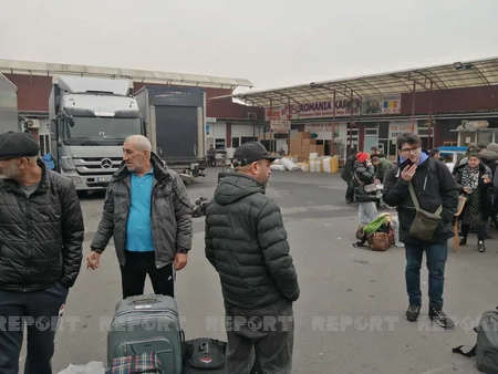 Ukraynadan daha 100 azərbaycanlı Türkiyə vasitəsilə Bakıya yola salınıb