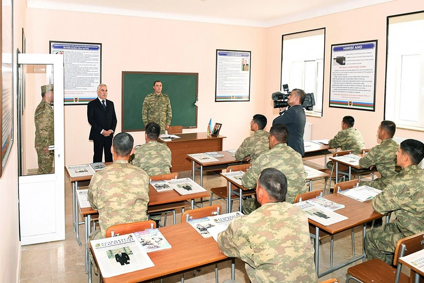 Heydərabadda əsgəri yaşayış kompleksi yenidən qurulub