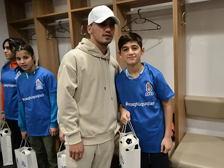 Ümumdünya Uşaq Hüquqları Gününə həsr edilmiş futbol tədbiri keçirilib