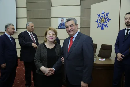 Rauf Nağıyev seçicilərlə növbəti görüşünü keçirib - FOTO