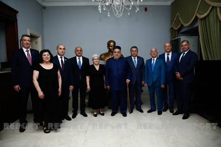 QMİ sədri Tbilisidə Azərbaycan Mədəniyyəti Muzeyini ziyarət edib