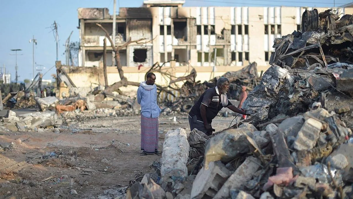 Somalidə hərbi bazaya hücum: çoxlu sayda ölən və yaralananlar var