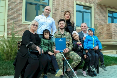 Bakıda yeni yaşayış kompleksindən 200 mənzil şəhid ailələri və müharibə əlillərinə təqdim edilib
