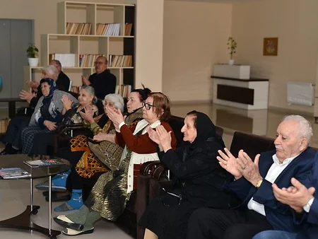 Azərbaycan millisinin üzvləri müharibə əlilləri pansionatında olublar