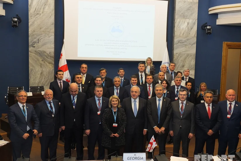 Tbilisidə QDİƏT Parlament Məclisinin komitə iclası keçirilir