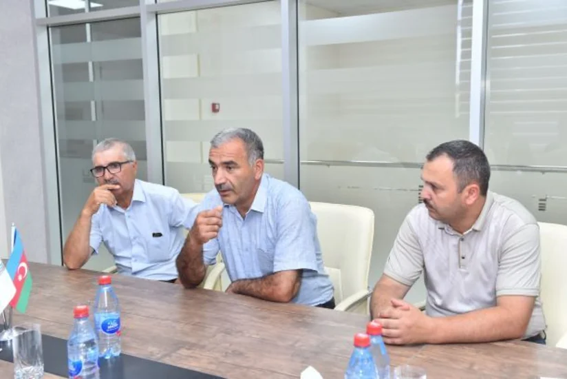 “Azərsu” ASC-nin sədr müavinləri şimal bölgəsindən olan vətəndaşları qəbul ediblər