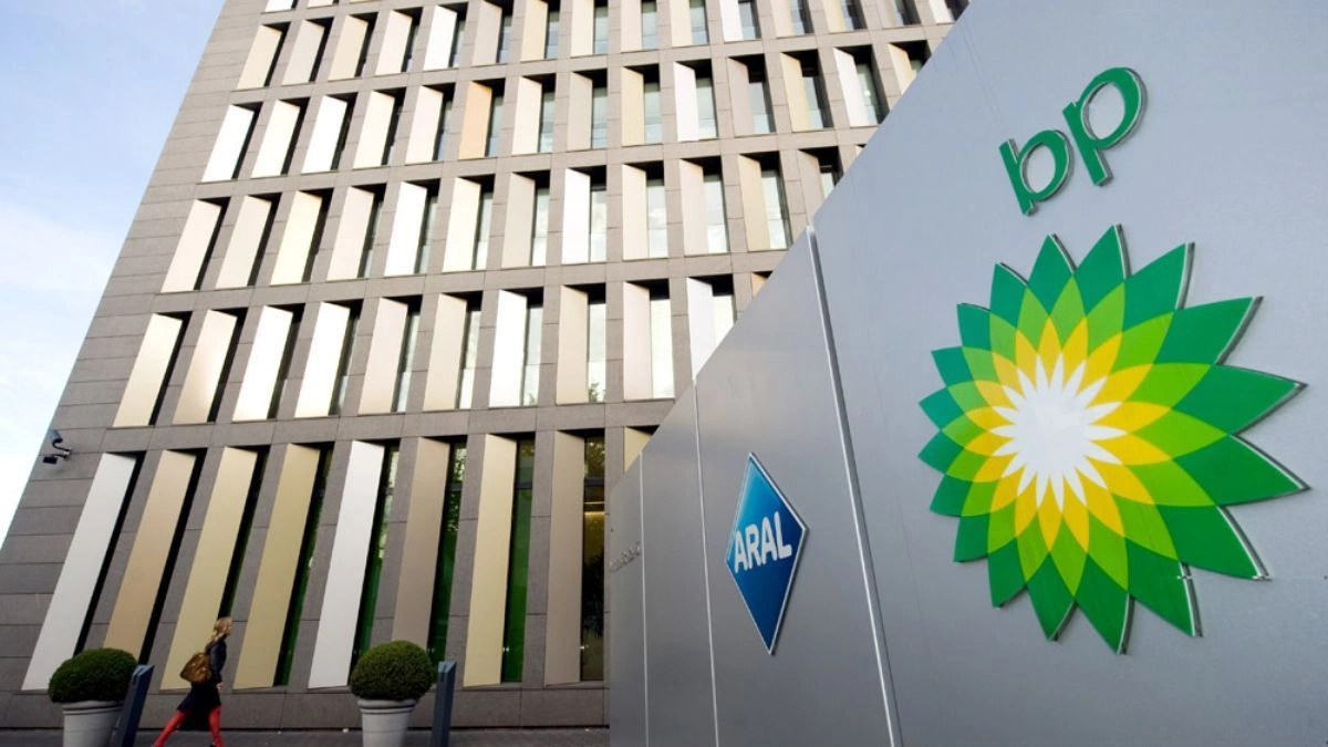 BP not to send tankers through Strait of Hormuz