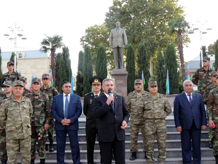 Aprel döyüşçülərinin bir qrupu ehtiyata buraxılıb