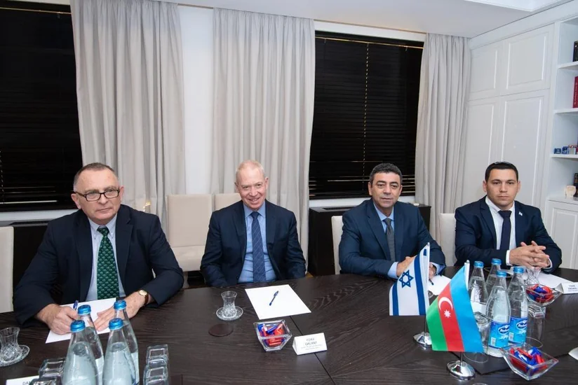 Azərbaycanın İqtisadiyyat naziri İsrailin Aliyah və İnteqrasiya naziri ilə görüşüb